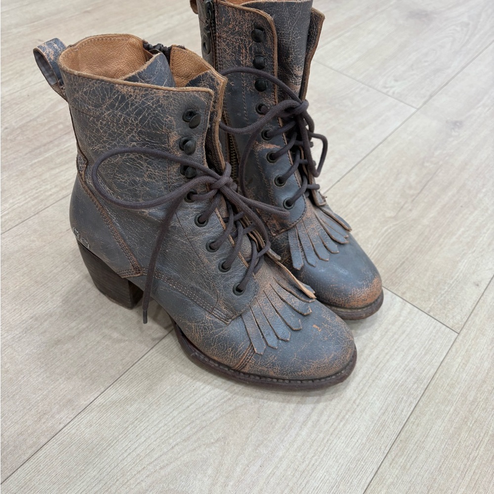 BED|STU Gray Lace-Up Leather Boots